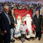 Председатель Избирательной комиссии Рязанской области Андрей Сидоренко осуществил мечту пятилетней Лизы из города Кораблино, участвовавшей в акции «Ёлка желаний»